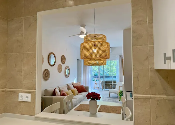 Golden Mile La Carolina - Eaw Homes Апартаменты *
