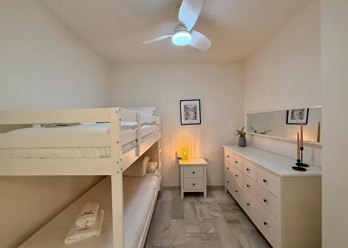 Golden Mile La Carolina - Eaw Homes Апартаменты