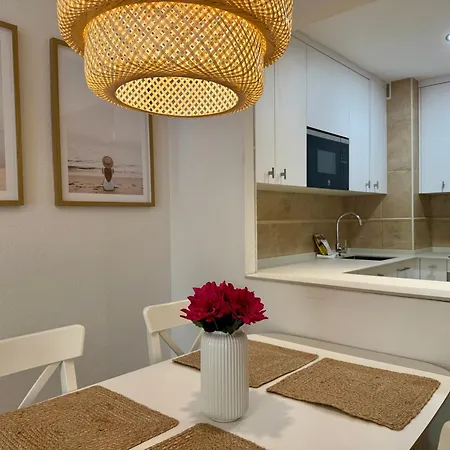 Golden Mile La Carolina - Eaw Homes Апартаменты Марбелья