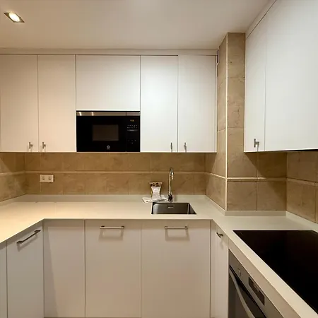 Golden Mile La Carolina - Eaw Homes Апартаменты