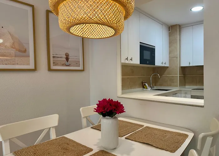 Golden Mile La Carolina - Eaw Homes Apartment Marbella