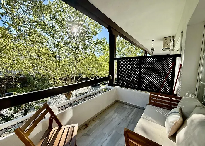 Golden Mile La Carolina - Eaw Homes Apartmán *