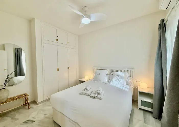 Golden Mile La Carolina - Eaw Homes